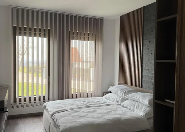 Bodu Vendeghaz 아파트 *